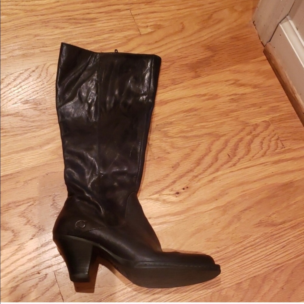 Black Born Boots Size 6